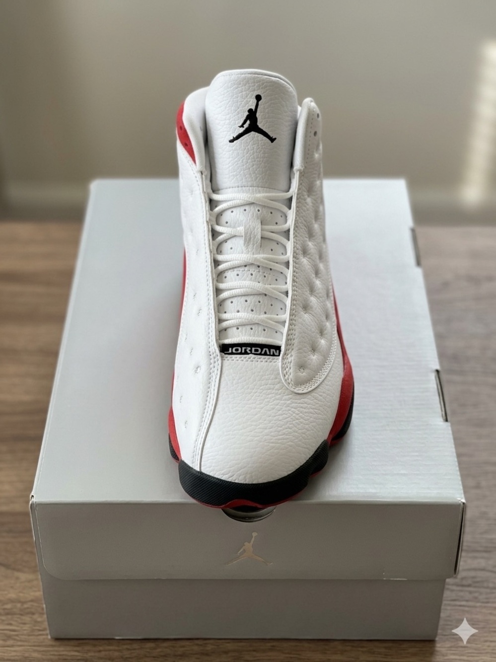 Jordan 13 Retro OG Chicago (2026) - Picture 2 of 4